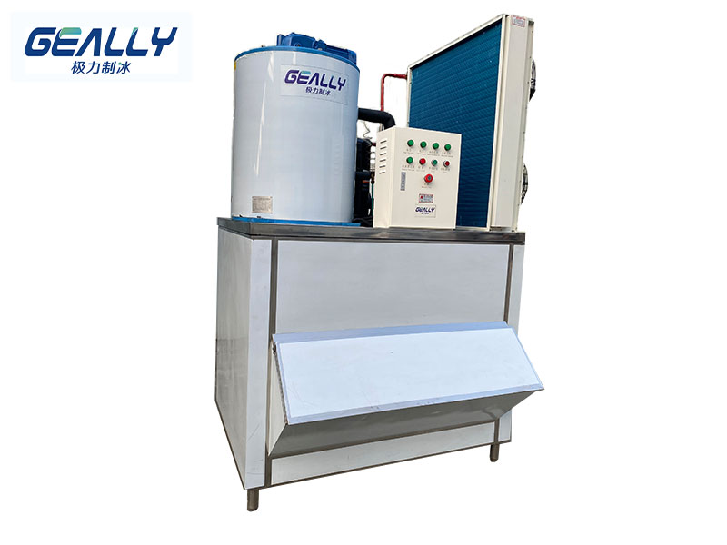 片冰機為什么要加鹽？漏水怎么辦？